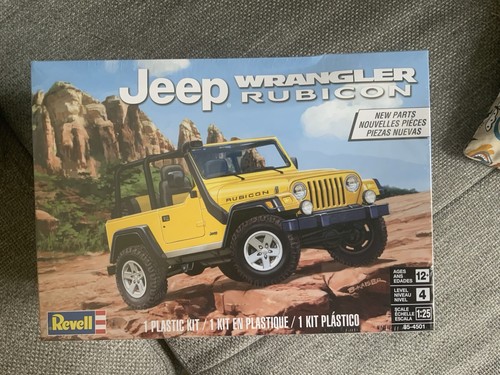 Revell 4501 25 jeep - revell®,